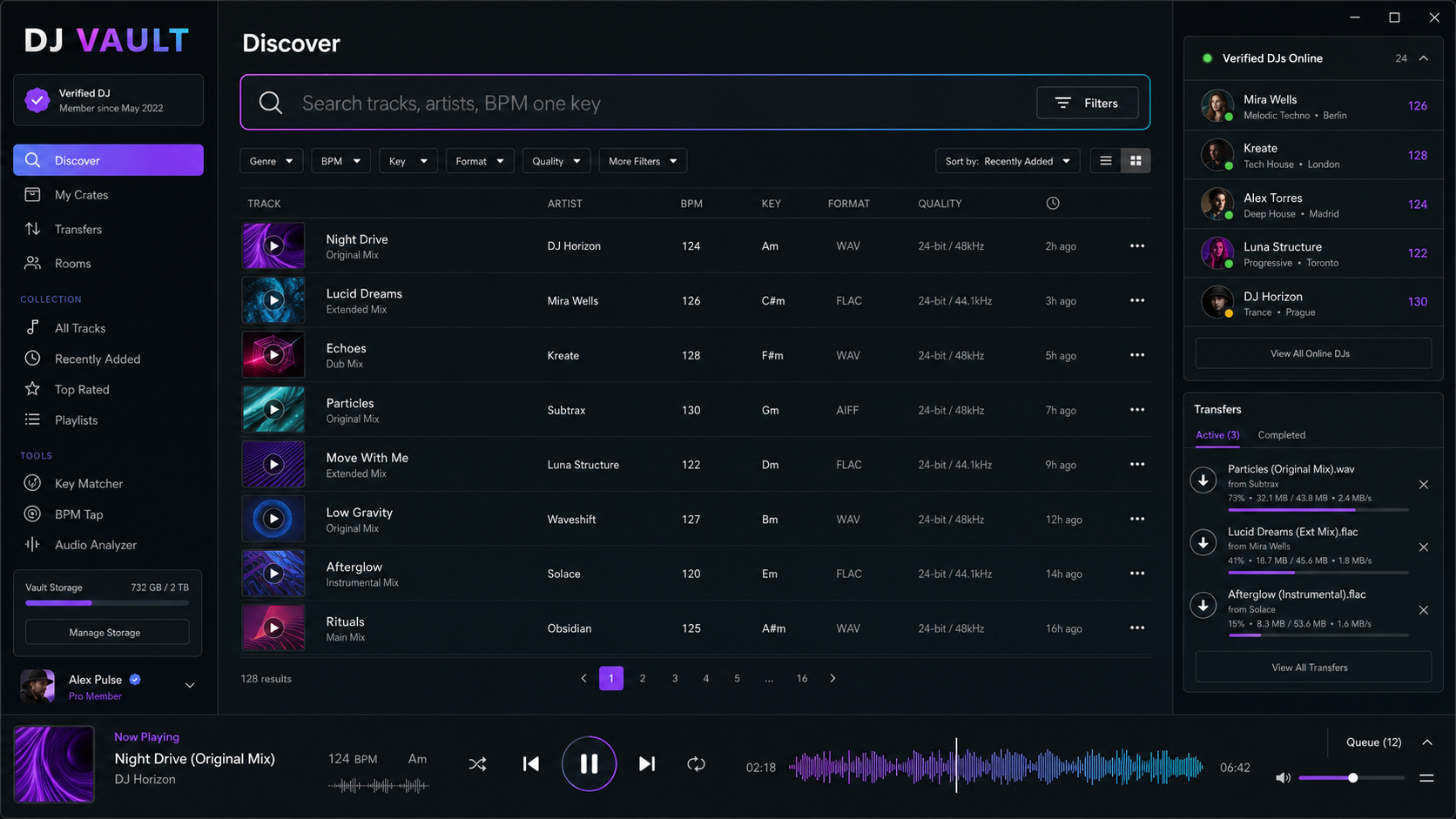 Interfaz de DJ Vault mostrando búsqueda, archivos compartidos y transferencias